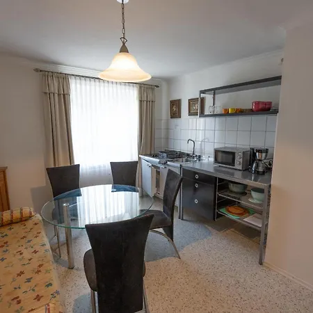 Апартаменти Komfort Apartmenthaus Haslbach Fgz Регенсбург